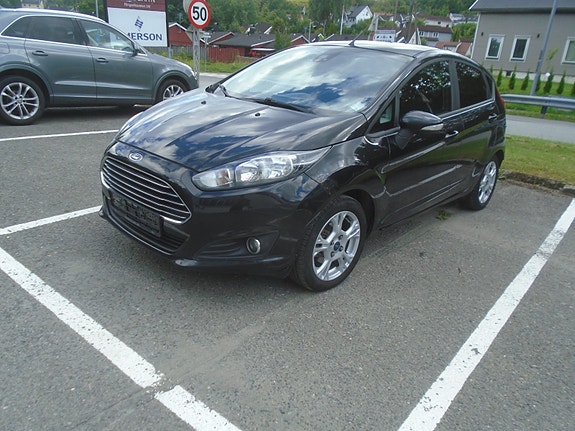 Ford Fiesta 4 of 5