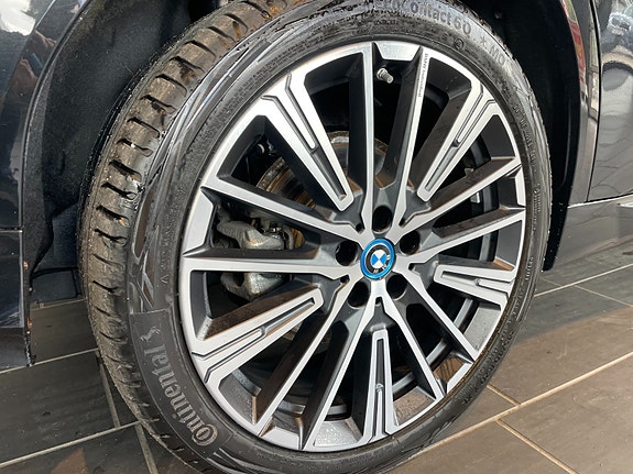 BMW iX2 15 of 15