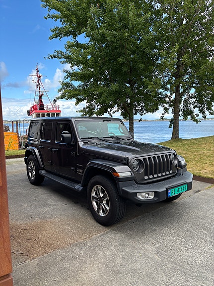 Jeep Wrangler 2 of 27
