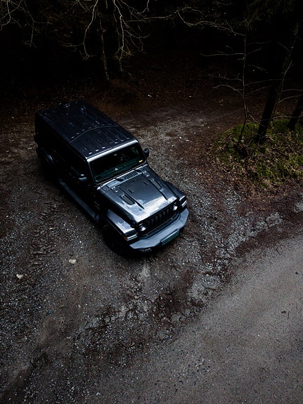 Jeep Wrangler 11 of 27