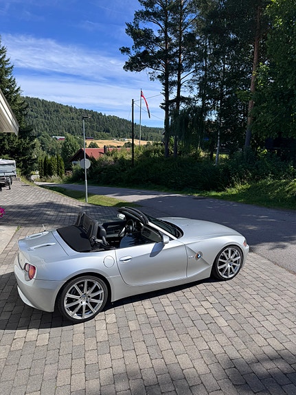 BMW Z4 6 of 27