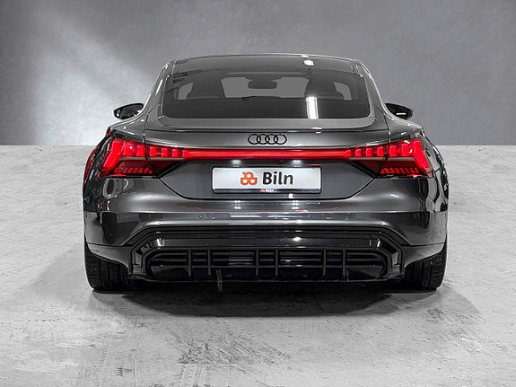 Audi e-tron GT 4 of 30
