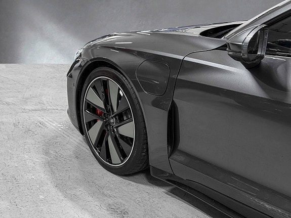 Audi e-tron GT 7 of 30