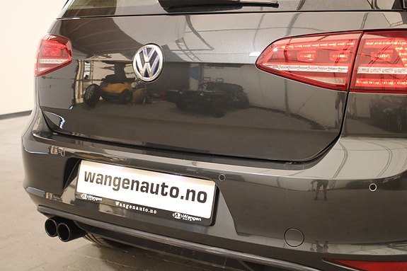 Volkswagen Golf VII 12 of 30