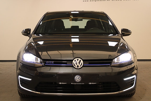 Volkswagen Golf VII 2 of 5