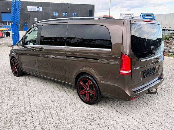 Mercedes-Benz V250 d 4 of 16
