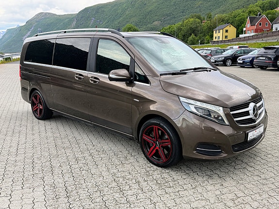 Mercedes-Benz V250 d 2 of 16