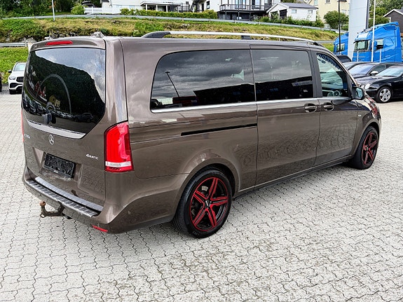 Mercedes-Benz V250 d 3 of 16