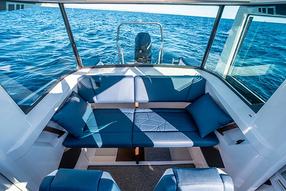 Axopar 29 XC Cross Cabin | Brabus Line | Leveringsklar | 2 x 200HK 24 of 30