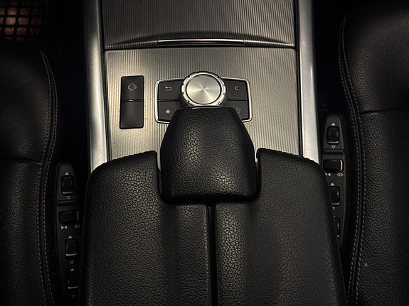 Mercedes-Benz E-Klasse 14 of 30