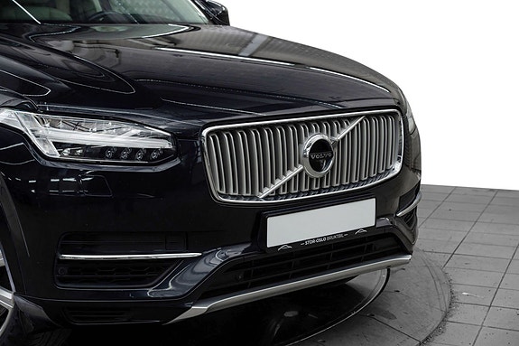 Volvo XC90 5 of 5