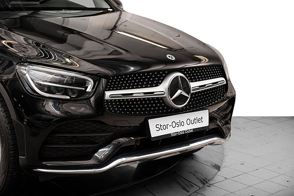 Mercedes-Benz GLC300 e 5 of 5