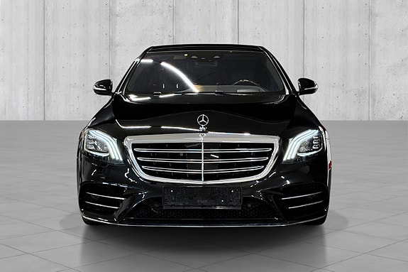 Mercedes-Benz S-Klasse 3 of 5