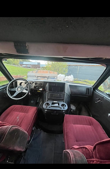 Chevrolet G20 5 of 5