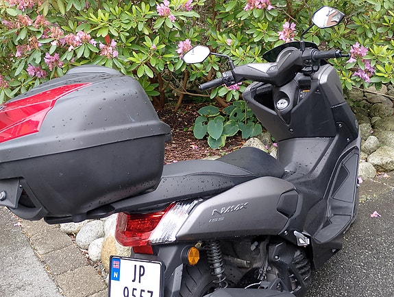 Yamaha NMAX 155 2 of 4
