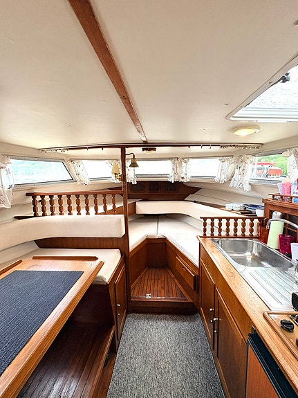 Marex 32 Friendship – Motor fra 2015 | Svært lavt timetall | Baugpropell | 13 of 22