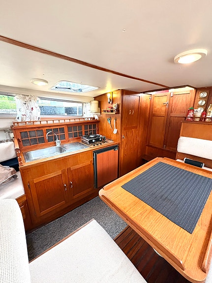 Marex 32 Friendship – Motor fra 2015 | Svært lavt timetall | Baugpropell | 11 of 22