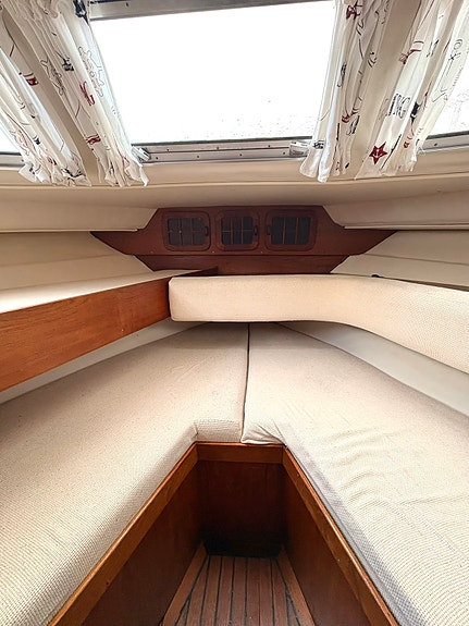 Marex 32 Friendship – Motor fra 2015 | Svært lavt timetall | Baugpropell | 14 of 22