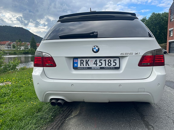 BMW 525Xi 4 of 16