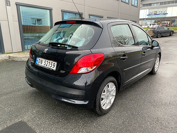 Peugeot 207 6 of 12