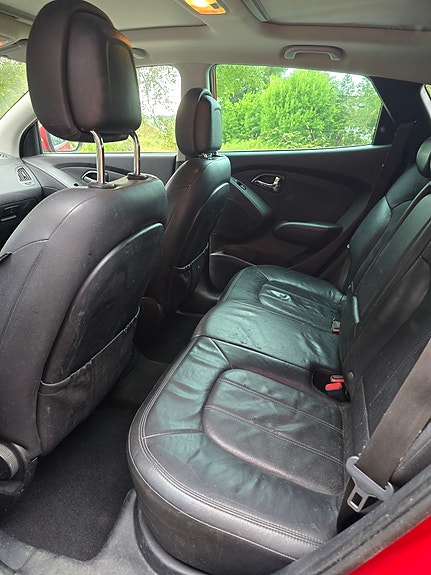 Hyundai ix35 6 of 10
