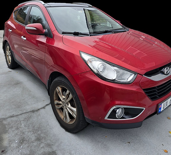 Hyundai ix35 2 of 10