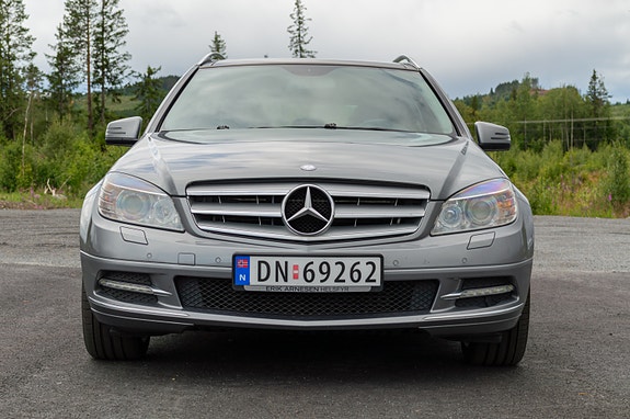 Mercedes-Benz C200 5 of 18