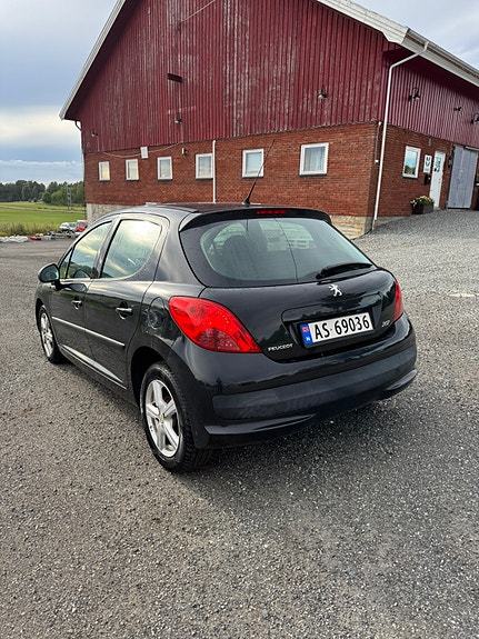 Peugeot 207 5 of 5