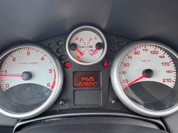 Peugeot 207 21 of 30