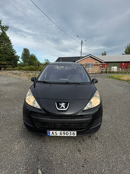 Peugeot 207 12 of 30