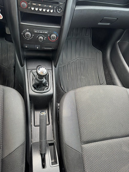 Peugeot 207 26 of 30