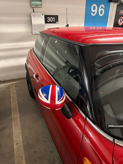 MINI One 4 of 5