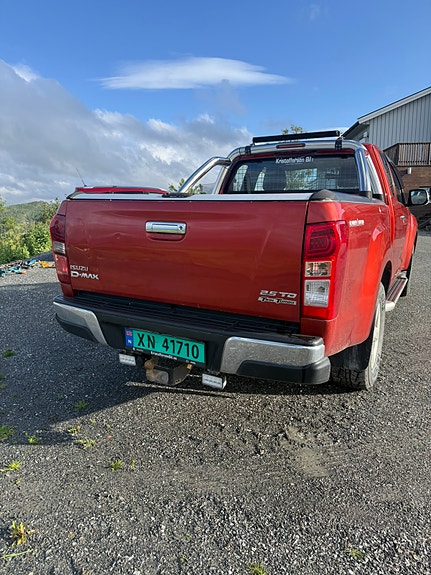 Isuzu D-max 3 of 14