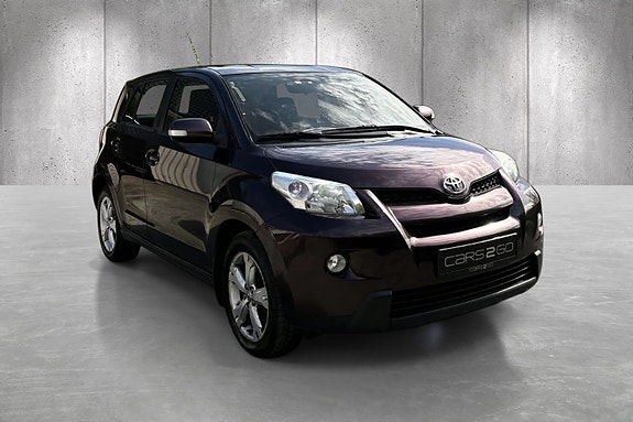 Toyota Urban Cruiser 2 of 30