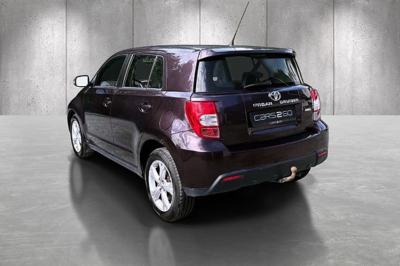 Toyota Urban Cruiser 4 of 30