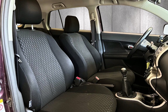 Toyota Urban Cruiser 24 of 30
