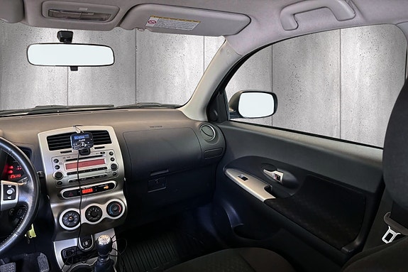 Toyota Urban Cruiser 12 of 30