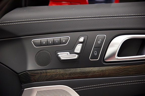 Mercedes-Benz SL350 15 of 27
