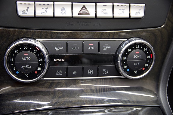 Mercedes-Benz SL350 27 of 27