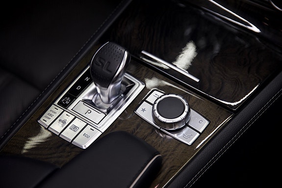 Mercedes-Benz SL350 18 of 27