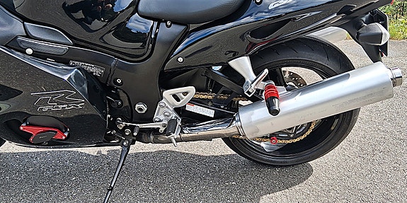 Suzuki GSX 1300 R Hayabusa 11 of 30