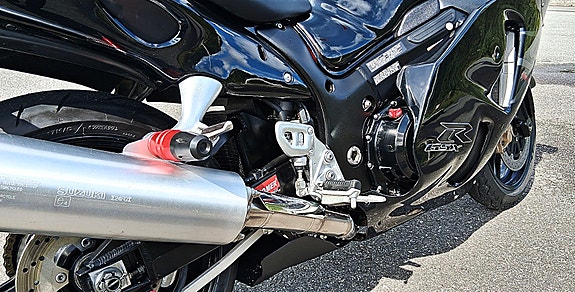 Suzuki GSX 1300 R Hayabusa 15 of 30