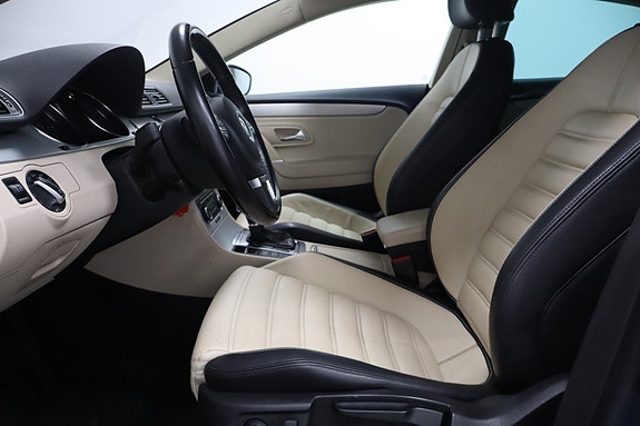 Volkswagen Passat CC 7 of 22