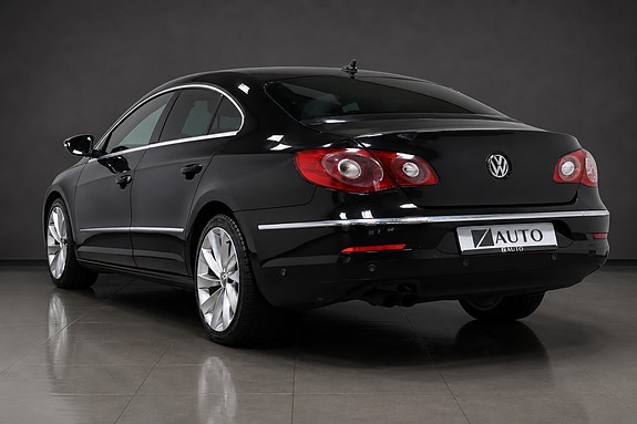 Volkswagen Passat CC 4 of 22