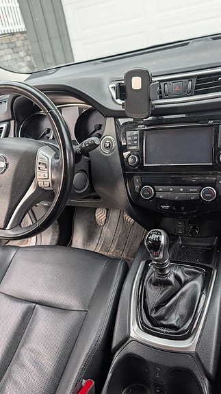 Nissan X-Trail 9 of 12