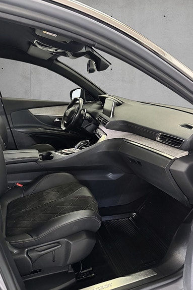 Peugeot 5008 15 of 30