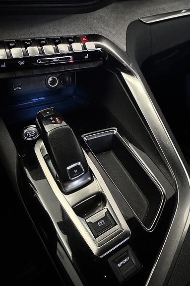 Peugeot 5008 28 of 30