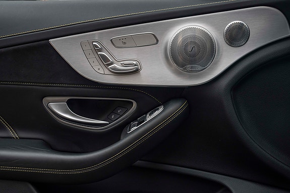 Mercedes-Benz C63 29 of 30