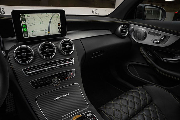 Mercedes-Benz C63 18 of 30