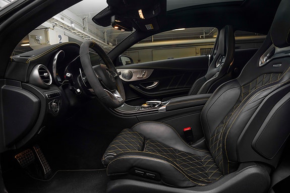 Mercedes-Benz C63 30 of 30